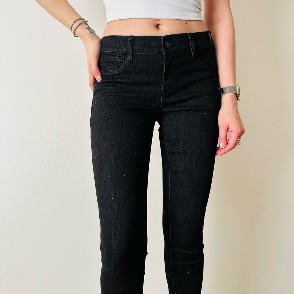 New White House black market skinny leg black embellished jeans